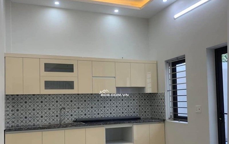 BÁN NHÀ ĐẸP 2.35 TỶ 3 TẦNG 50M2 ( ĐÔNG BẮC ) NGÕ PHÙ NGHĨA