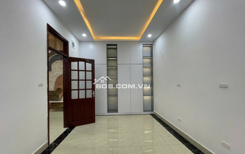 Nhà Khương Trung - Phân Lô - 2 Nhà Ra Phố - Ngõ Thông