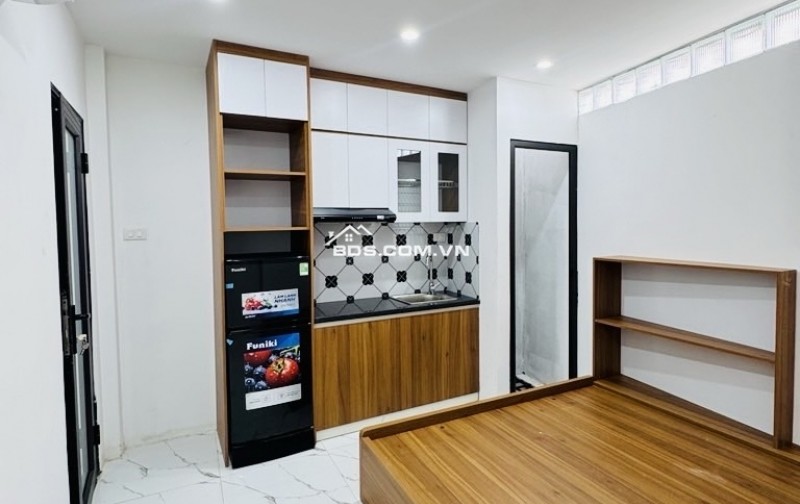 Cần bán căn hộ dịch vụ 80m 6 tầng CCMN thang máy, dòng tiền đỉnh ngay Học viện Nông nghiệp, PCCC đảm bảo từng phòng