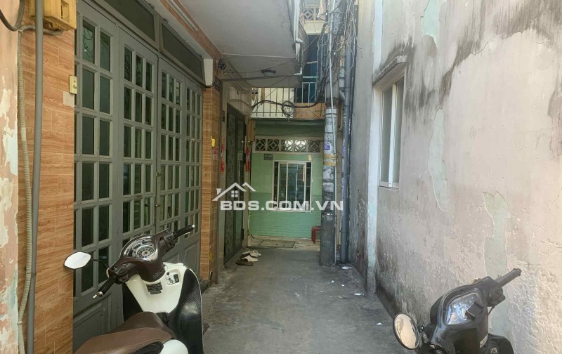 CHÍNH CHỦ BÁN NHÀ NHỎ DT 3,2 x 3,5, SỔ HỒNG RIÊNG, Q.11 (BỚT LỘC)