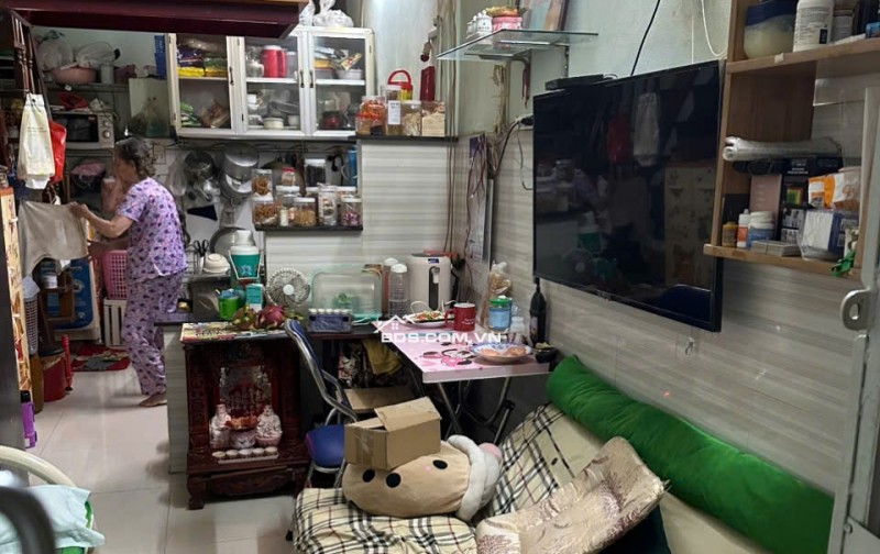 CHÍNH CHỦ CẦN BÁN NHÀ ĐỐI DIỆN BỆNH VIỆN 115, GẦN CHỢ TT Q.10 CHỈ NHỈNH 3 TỶ