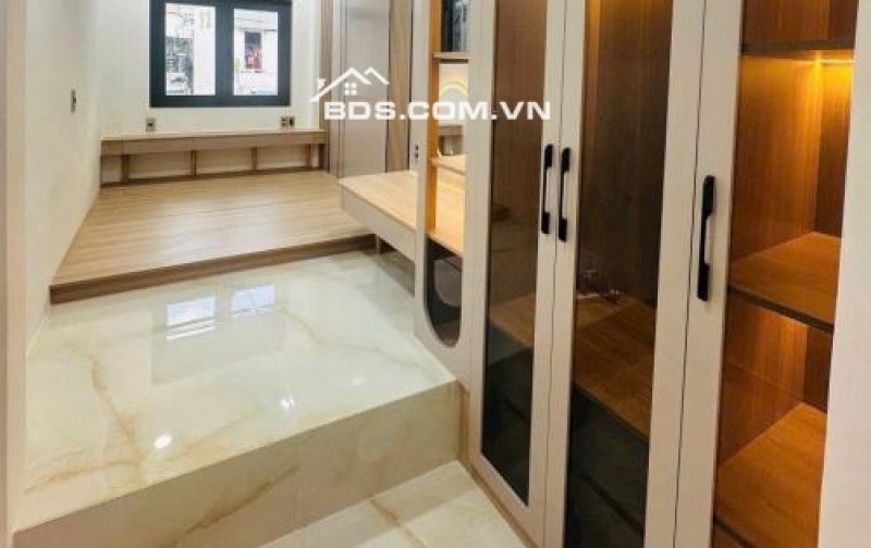 BÁN NHÀ 2 MẶT TIỀN đường Hoà Hưng Quận 10