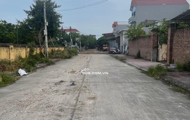 Bán lô đất 693,6 m2 (5 lô), giá 28 triệu/m2 ở Đông Xuất - Đông Thọ - Yên Phong - Bắc Ninh