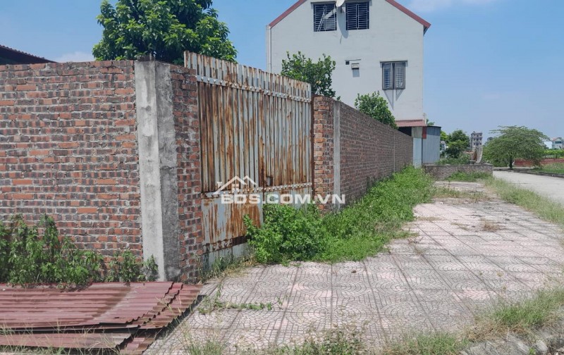 Bán lô đất 693,6 m2 (5 lô), giá 28 triệu/m2 ở Đông Xuất - Đông Thọ - Yên Phong - Bắc Ninh