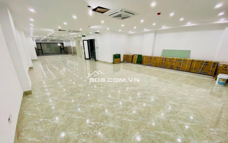 Bán nhà Văn phòng mặt phố Vương Thừa Vũ, mới đẹp, 105m, 9 tầng, thang máy, mặt tiền 6m chỉ 57,8 tỷ