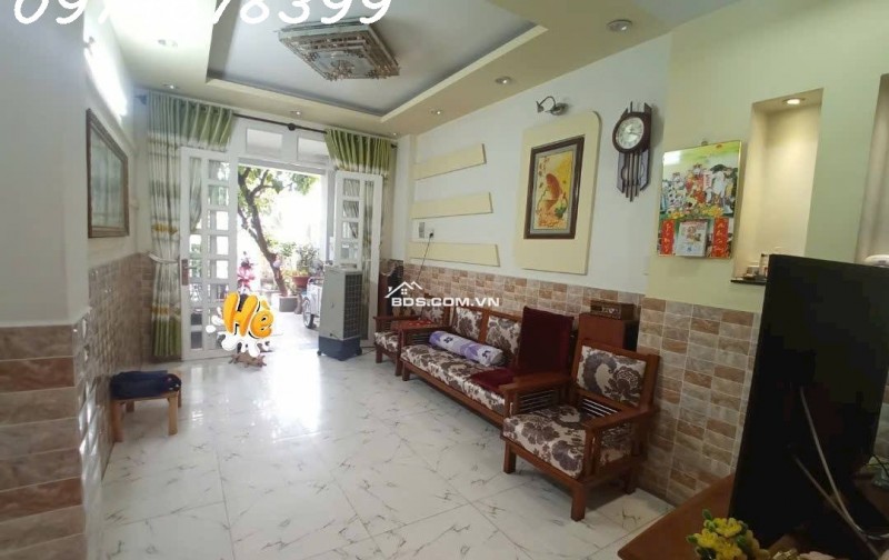  CHÍNH CHỦ CẦN BÁN Q.4 - CĂN NHÀ Tâm huyết chủ TỰ TAY XÂY - NHÀ ĐẸP, RỘNG THOÁNG, COI LÀ THÍCH NGAY.