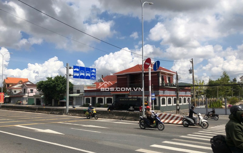 BÁN NHÀ MẶT TIỀN QL51 - CHU HẢI, MỞ CỬA HÀNG VÀ Ở