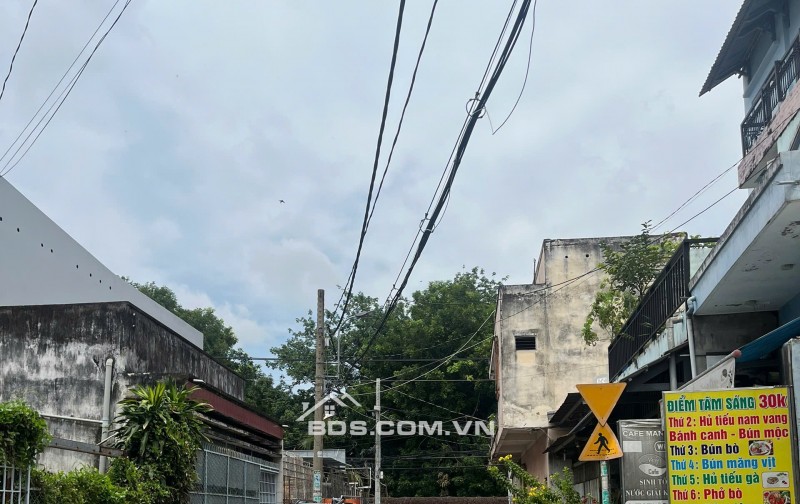 Cần bán nhà MT hẻm 8m Bình Long 95,2m giá 11,99 tỷ