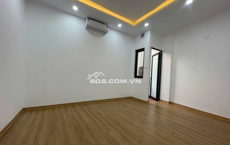 Nhà Khương Trung - Phân Lô - 2 Nhà Ra Phố - Ngõ Thông