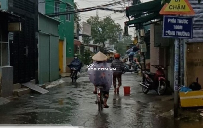 3  Nhà Cấp 4 Bông Sao – Quận 8 – 49.6m² – Pháp Lý Rõ Ràng - Chánh Hưng (khu cầu + hẻm xung quanh) – khu sầm uất, tiện ích đầy đủ, nhu cầu ở và kinh