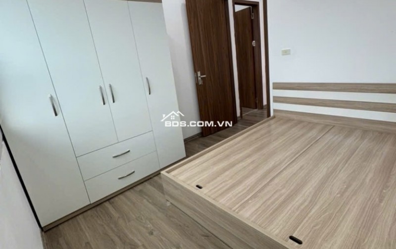 BÁN TẬP THỂ HỒNG MAI – 3 NGỦ, 2 VỆ SINH – NHÀ ĐẸP Ở NGAY – Ô TÔ ĐỖ CẠNH TÒA