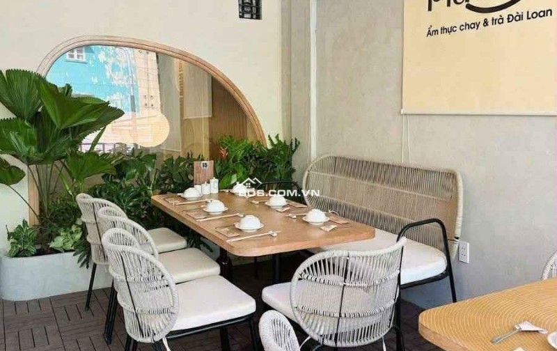 BÁN NHÀ  MẶT TIỀN P. NGUYỄN CƯ TRINH – DÒNG TIỀN 600 TR/N- 4TẦNG- SỔ VUÔNG VỨC ,HOÀN CÔNG ĐỦ ,MT49