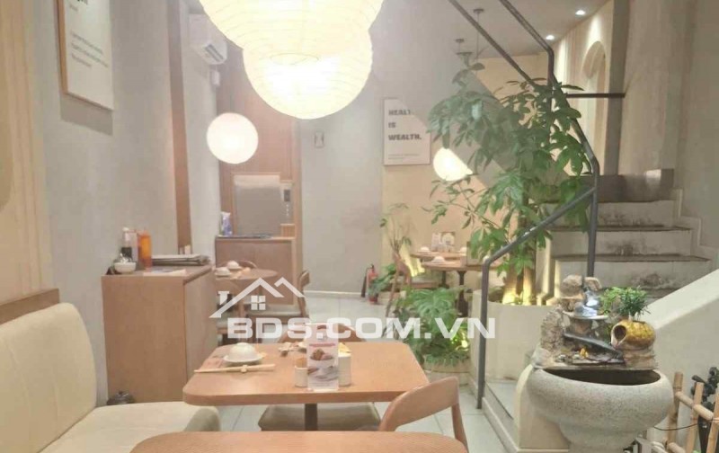 BÁN NHÀ  MẶT TIỀN P. NGUYỄN CƯ TRINH – DÒNG TIỀN 600 TR/N- 4TẦNG- SỔ VUÔNG VỨC ,HOÀN CÔNG ĐỦ ,MT49