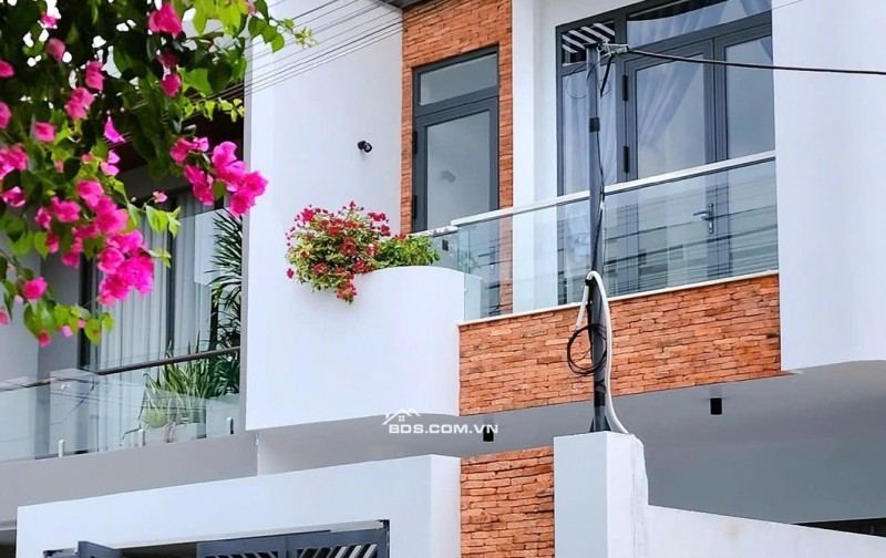 Kẹt tiền bán gấp ngôi nhà tâm huyết 100m2 KDC An Phú Tây - Bình Chánh giá 890tr