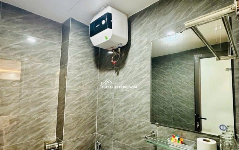 NHÀ ĐẸP Ở NGAY, 20M RA Ô TÔ, 7 TẦNG THANG MÁY-NGÕ RỘNG.