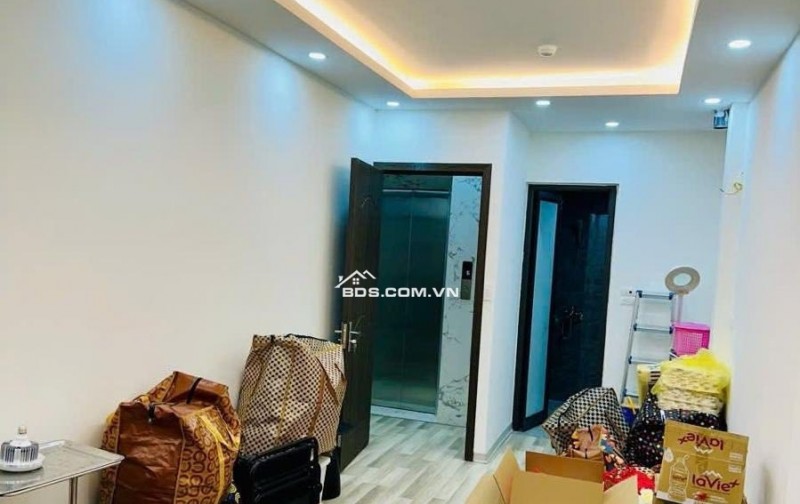 NHÀ ĐẸP Ở NGAY, 20M RA Ô TÔ, 7 TẦNG THANG MÁY-NGÕ RỘNG.