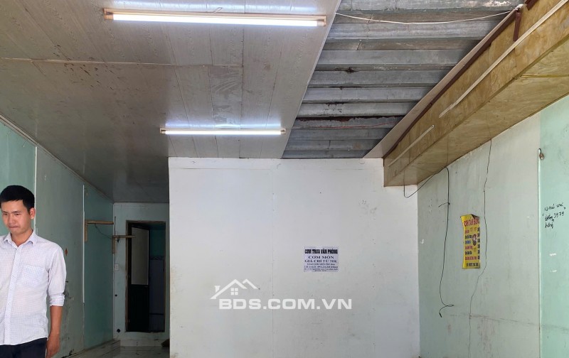 Cho thuê mặt bằng 45m2 trống suốt Nguyễn Hữu Cảnh P22 Bình Thạnh