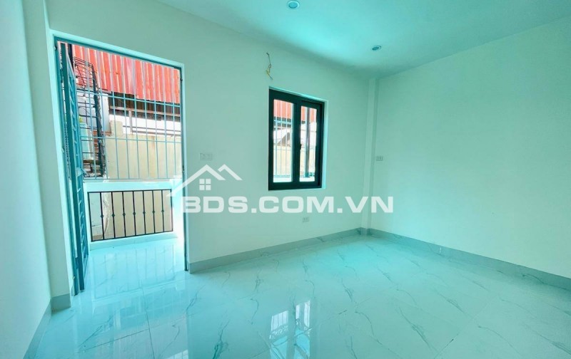 Nhà Khương Trung - Phân Lô - Oto 5 Tạ Đỗ Cửa - Ngõ Thông
