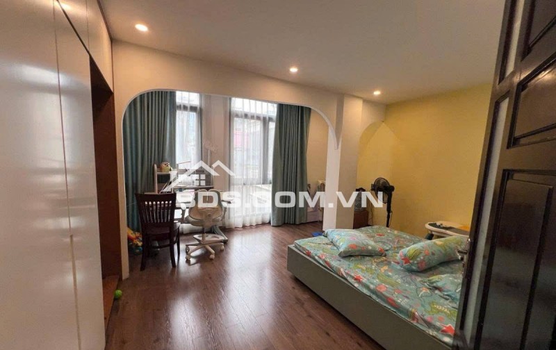 Nhà Đẹp Ô TÔ Vào Nhà Trần Quang Diệu 48/67m, 7 tầng, mt 6m, giá 33.5 tỷ.