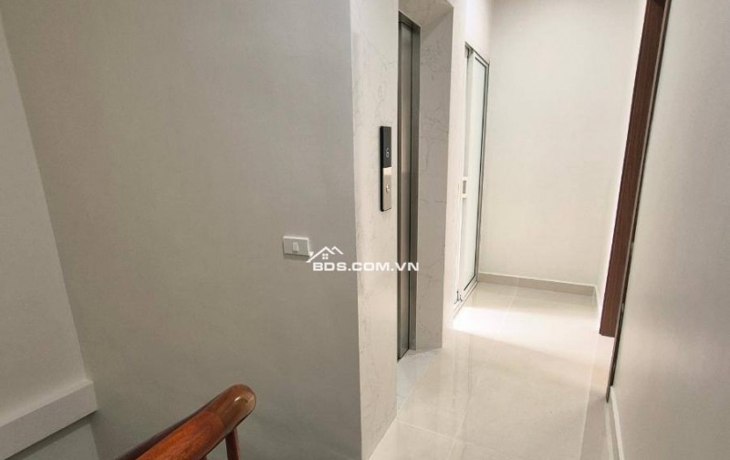 Nhà Đẹp Gần Phố, Tôn Đức Thắng, Đống Đa 40/45m, 6 tầng, mt 4.8m, giá 17.3 tỷ.