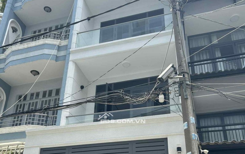 Chính Chủ Bán HXH Lê Thị Bạch Cát, P.11, Q.11: 4.15x20m, Giá Tốt Chỉ 11,5 Tỷ!