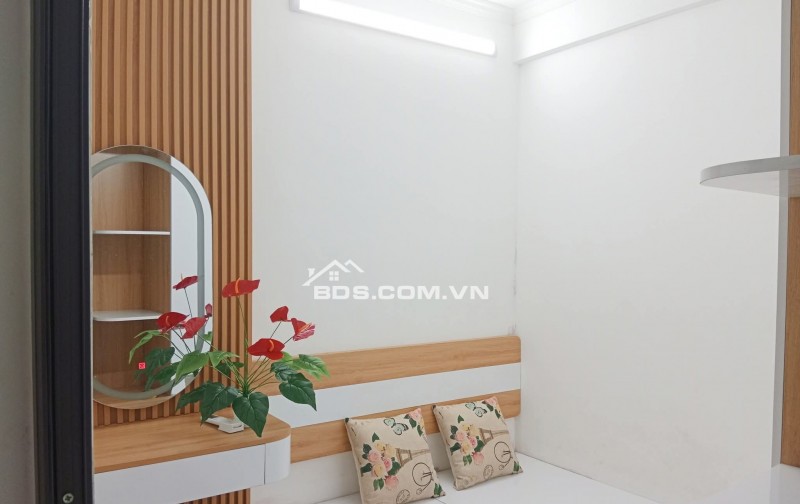 Nhà Đẹp Ở Luôn Tôn Đức Thắng, Đống Đa 40m, tầng 1, giá 2,88 tỷ