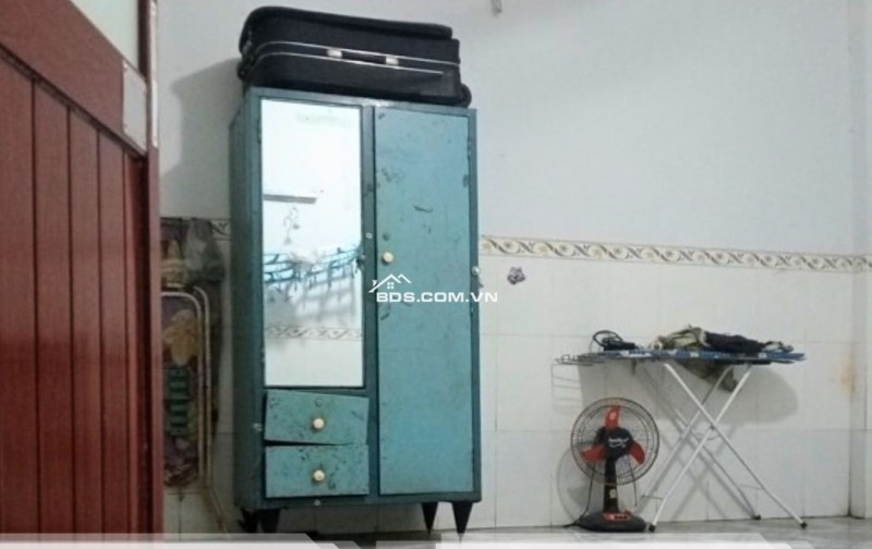 3  Nhà Cấp 4 Bông Sao – Quận 8 – 49.6m² – Pháp Lý Rõ Ràng - Chánh Hưng (khu cầu + hẻm xung quanh) – khu sầm uất, tiện ích đầy đủ, nhu cầu ở và kinh