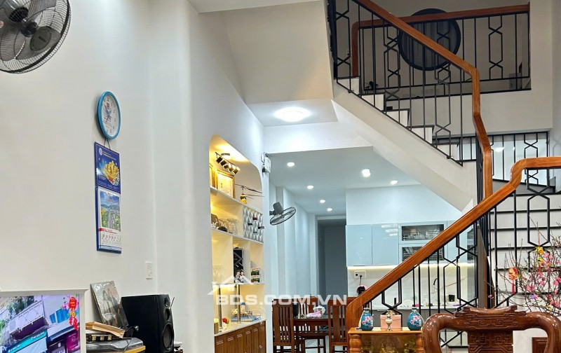 Nhà 3 Tầng Chính Chủ Cần Bán Gấp Tại Đường Trần Hưng Đạo, Phường Đống Đa,  TP. Quy Nhơn.