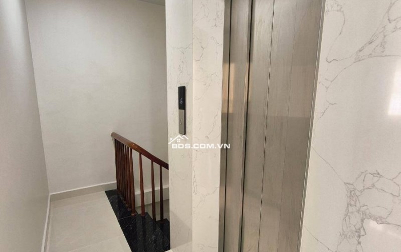 Nhà Đẹp Gần Phố, Tôn Đức Thắng, Đống Đa 40/45m, 6 tầng, mt 4.8m, giá 17.3 tỷ.
