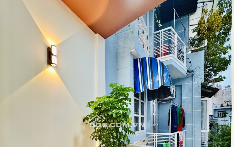 KẸT TIỀN CHỦ GIẢM NGAY 500 TRIỆU BÁN NHANH CĂN NHÀ PHỐ ĐƯỜNG HOÀNG HOA THÁM - PHƯỜNG 5 - QUẬN PHÚ NHUẬN