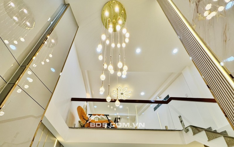KẸT TIỀN CHỦ GIẢM NGAY 500 TRIỆU BÁN NHANH CĂN NHÀ PHỐ ĐƯỜNG HOÀNG HOA THÁM - PHƯỜNG 5 - QUẬN PHÚ NHUẬN