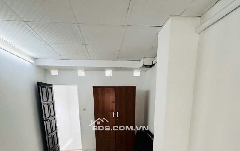 Bán nhà đẹp mặt ngõ thông kinh doanh phố Nguyên Hồng 33m2 4tầng nhỉnh 7 tỷ Ba Đình