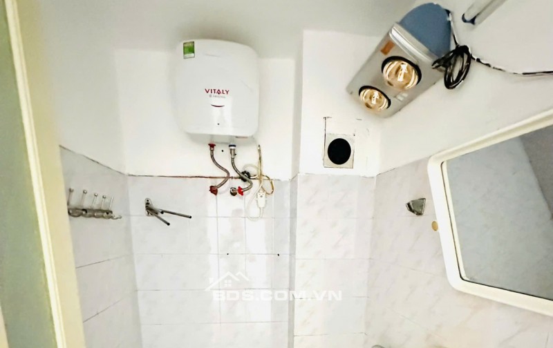 Bán nhà đẹp mặt ngõ thông kinh doanh phố Nguyên Hồng 33m2 4tầng nhỉnh 7 tỷ Ba Đình
