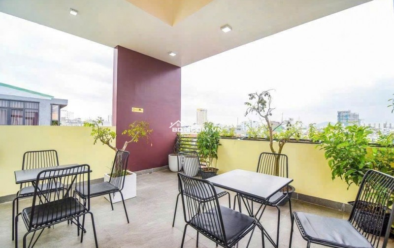 Bán toà căn hộ Apartment gần biển Mỹ Khê, TP. Đà Nẵng
