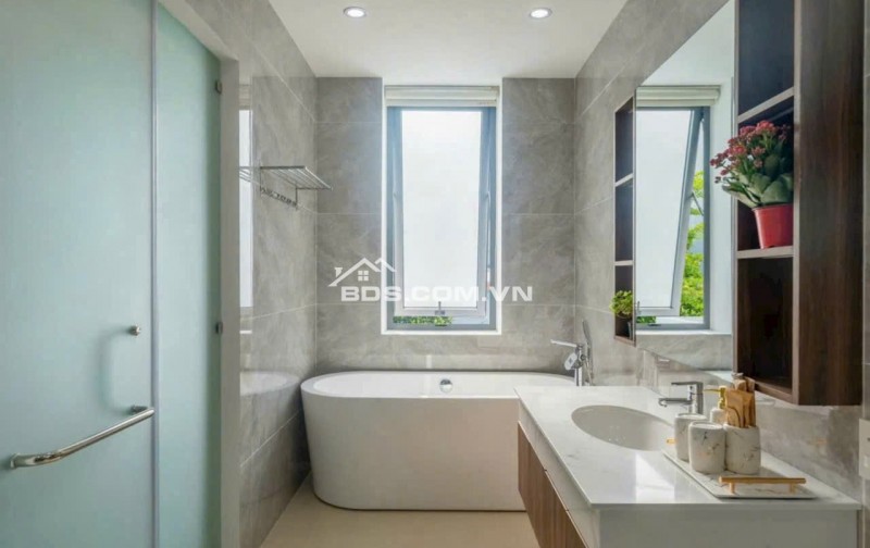 Sỡ hữu ngay căn biệt thự 2 mặt tiền gần đường Thăng Long, Q.Hải Châu, TP. Đà Nẵng