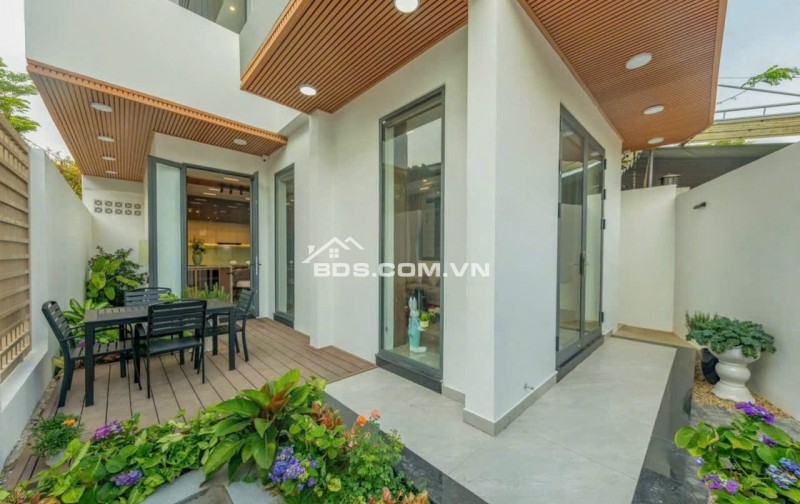 Sỡ hữu ngay căn biệt thự 2 mặt tiền gần đường Thăng Long, Q.Hải Châu, TP. Đà Nẵng