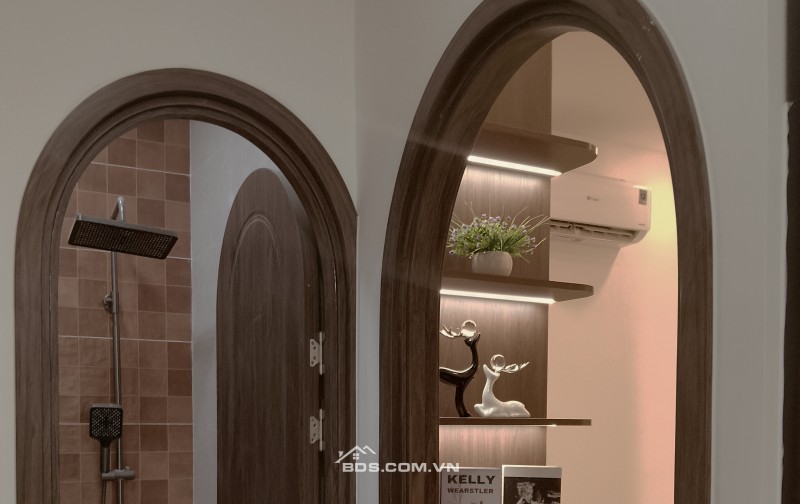 Nhà phố thiết kế hiện đại – sang trọng, phong cách tối giản 1 trệt 1 lầu 3 phòng ngủ gần Phan Xích Long 6.8 tỷ