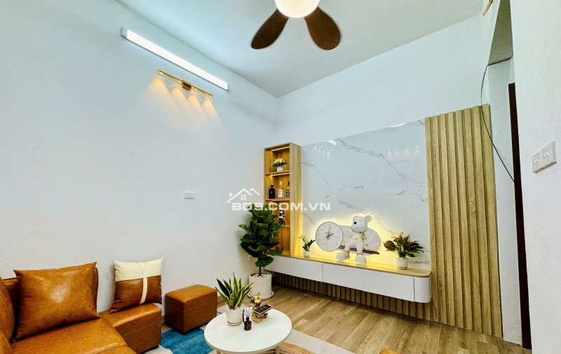 NHÀ ĐẸP PHỐ NGỌC HÀ, ĐẸP Ở NGAY, ĐẦY ĐỦ TIỆN ÍCH, GẦN TRƯỜNG HỌC, CHỢ