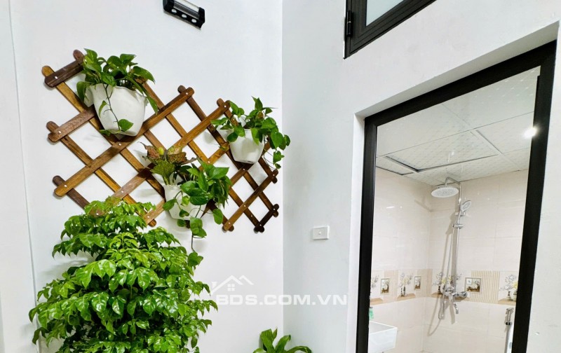 NHÀ ĐẸP PHỐ NGỌC HÀ, ĐẸP Ở NGAY, ĐẦY ĐỦ TIỆN ÍCH, GẦN TRƯỜNG HỌC, CHỢ