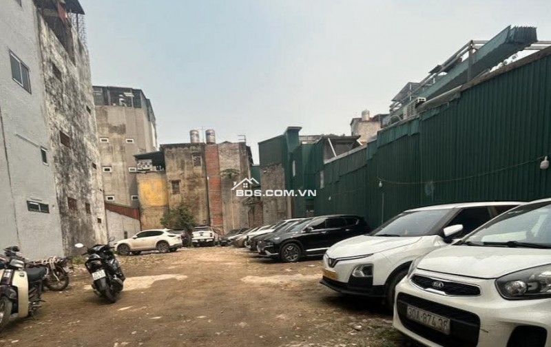 Duy nhất Đống Đa . Bán 630m Mặt phố Tây Sơn .Quỹ đất lớn  Mặt tiền lớn . Có GPXD .Phù hơp đa dạng cho chủ Đtư  . Có Thương lượng .