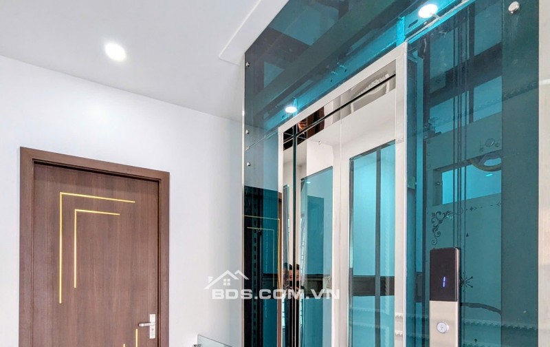 Bán nhà , tô vũ văn cao , thang máy , xây mới