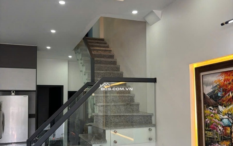 Bán nhà Hưng Phúc gần công viên Yên Sở, Hoàng Mai