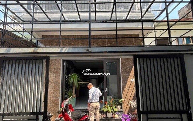 Bán nhà Hưng Phúc gần công viên Yên Sở, Hoàng Mai