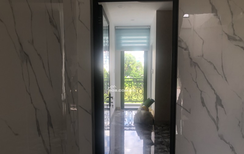 CHO THUÊ NGUYÊN CĂN MẶT TIỀN TRƯỜNG SA MỚI TINH - 5 TẦNG -