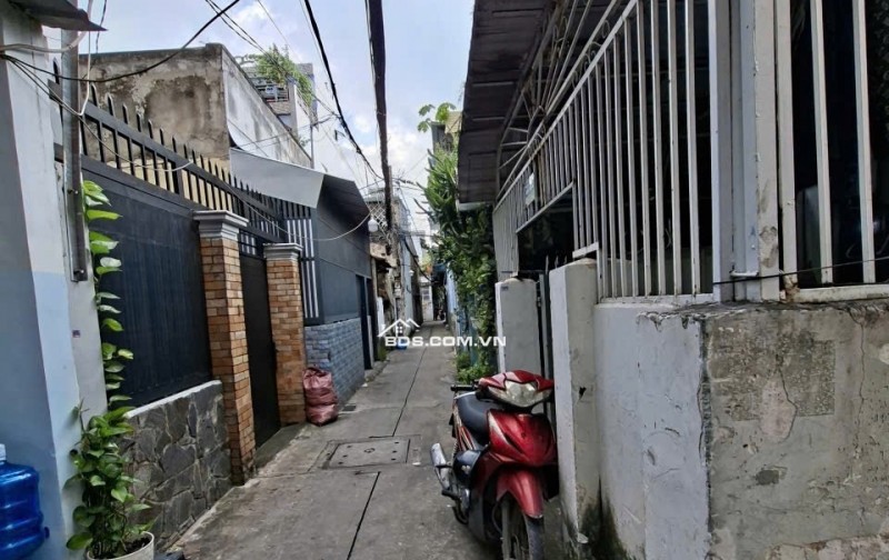 Bán nhà Phường 15 Tân Bình Phạm Văn Bạch ngang 4m dài 18,2m, lô góc
