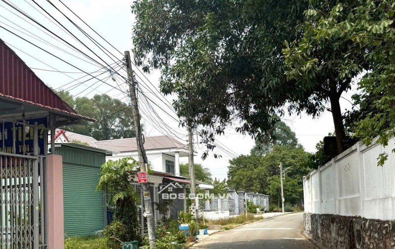  Chỉ từ 500 triệu nhận nhà mới xây ở ngay thới hòa, TP. Bến Cát.