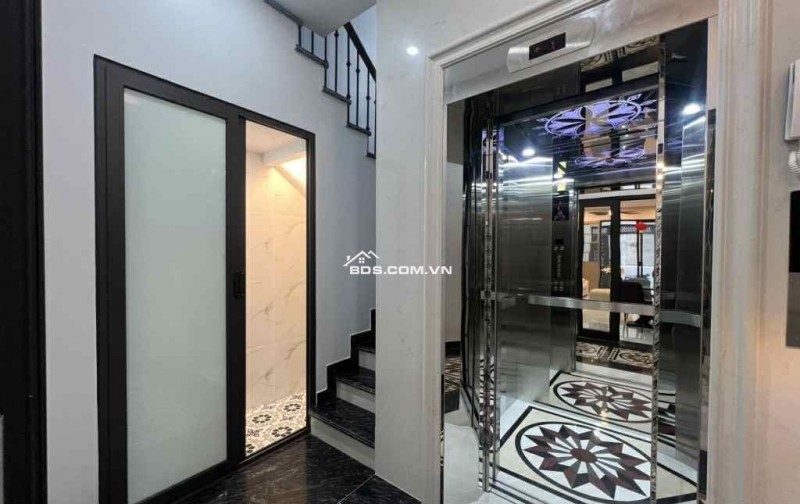 BỒ ĐỀ -HỒNG TIẾN 53M-X5 TẦNG-THANG MÁY -FULL NỘI THẤT-Ô TÔ VÀO TẬN CỬA