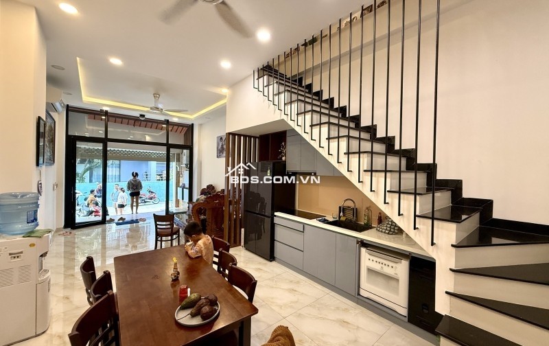 CHỈ 7 TỶ, NHÀ HXH – TAM PHÚ – 4 TẦNG – 3PN – SÁT TÔ NGỌC VÂN
