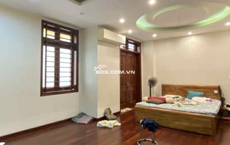 bán nhà Cổ Linh, 140m, mặt tiền 6.2m, nở hậu, đường rộng 10m, 3 ôtô tránh nhau
