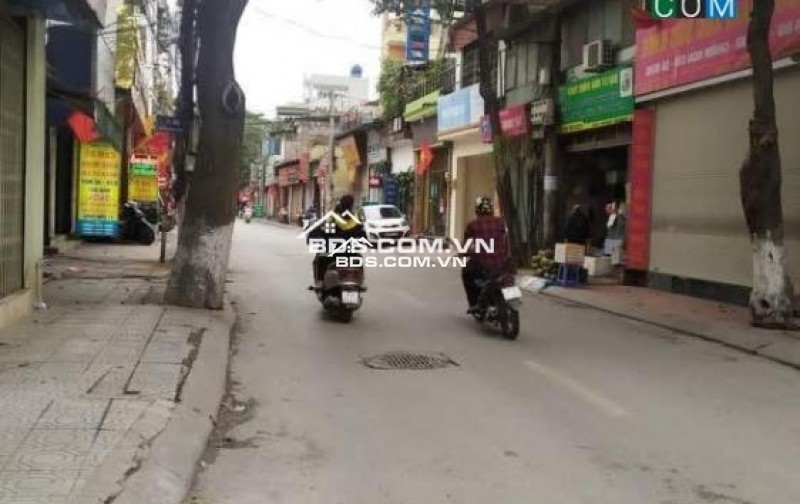 Cần Tiền Bán Gấp Nhà Mặt Đường Đông Thiên